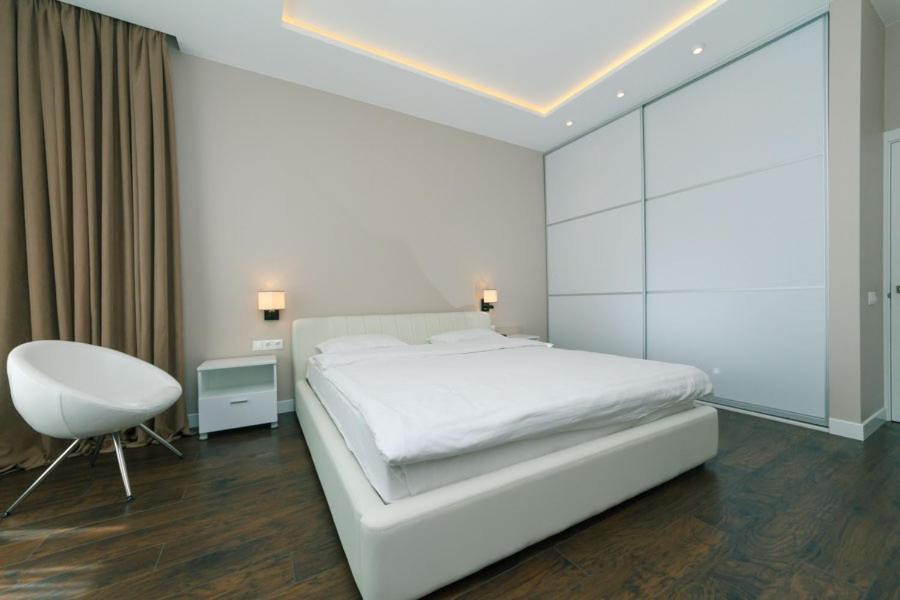 на улице деловая Apartment